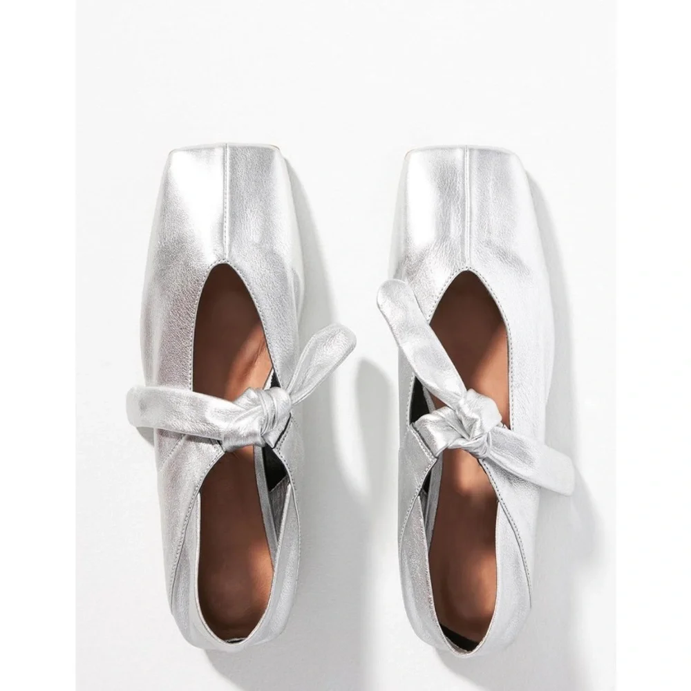 NIB SZ 6.5 Metallic Silver Chrome Bow Mary Jane Flats by Reikhany❣️ - Picture 3 of 4